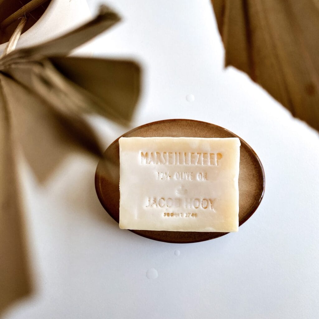 Jacob Hooy Marseille soap Review • A classic blog el Soul