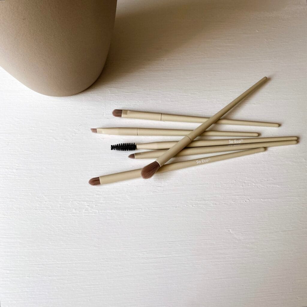 Blog recensie over Make-up Kwasten must-have: So Eco Eye and Brow set el Soul